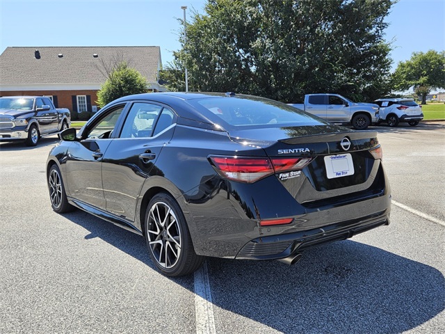 2024 Nissan Sentra SR photo 8