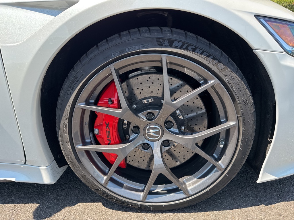 2017 Acura NSX Base photo 20
