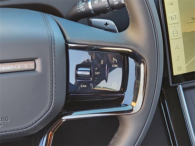 2025 Land Rover Range Rover Velar SE photo 24