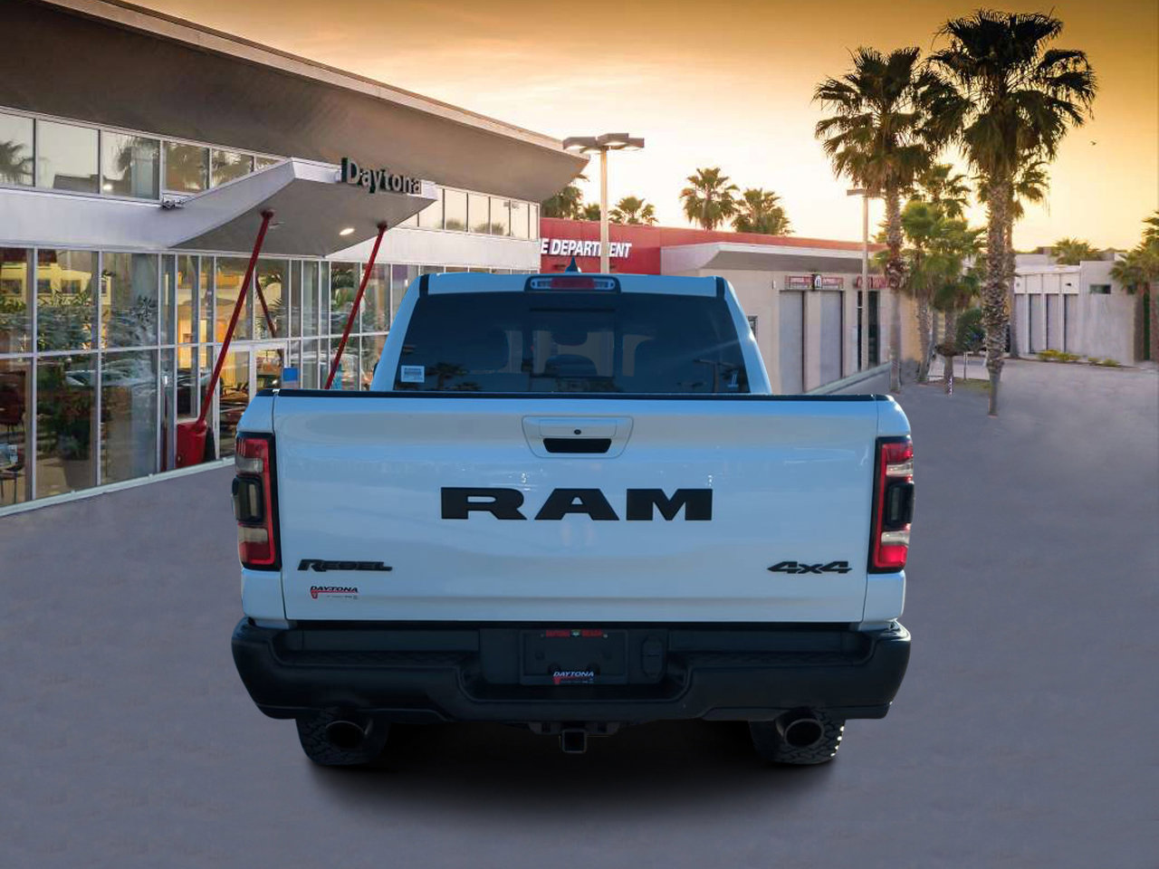 2022 Ram 1500 Rebel photo 4