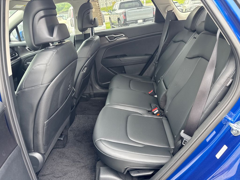 2024 Kia Sportage EX photo 20