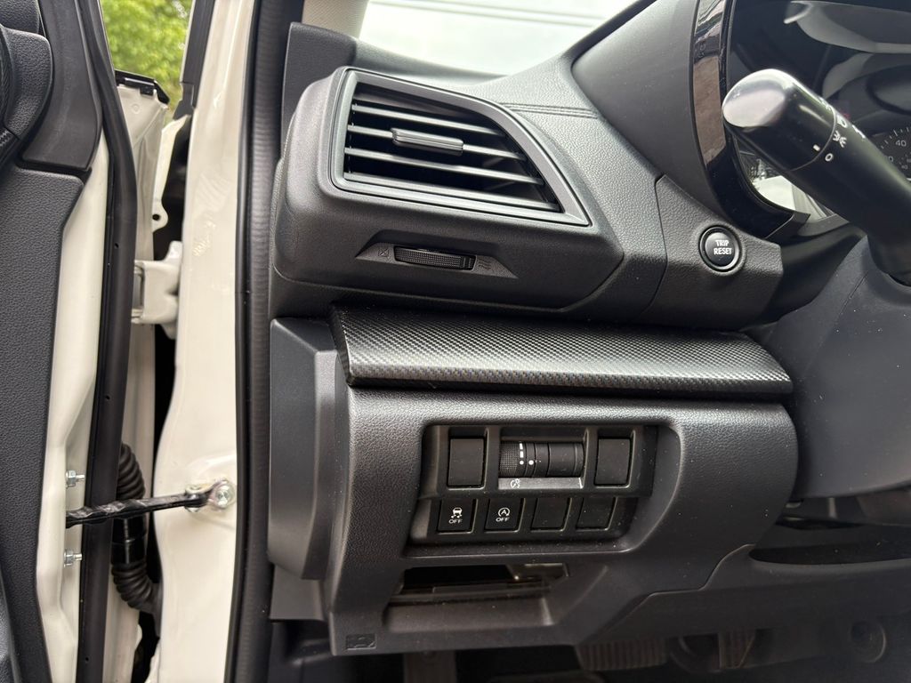 2020 Subaru Crosstrek Base photo 16