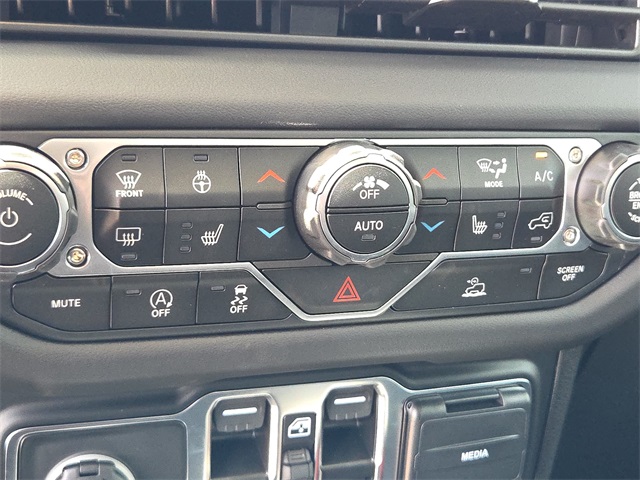 2025 Jeep Gladiator Sport photo 20