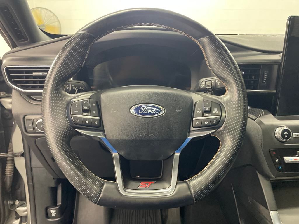 2020 Ford Explorer ST photo 13