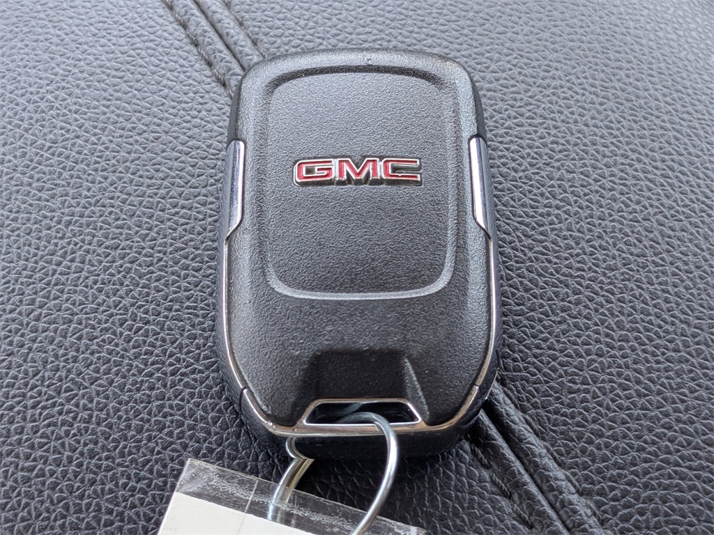 2024 Gmc Terrain SLT photo 32