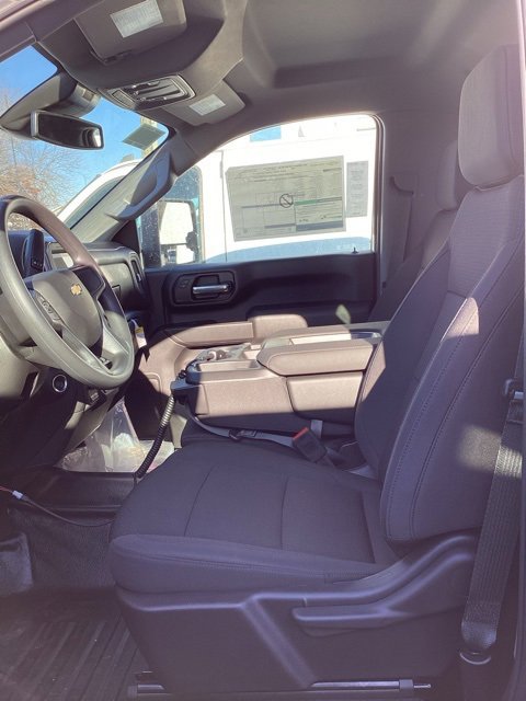 2025 Chevrolet Silverado 3500HD Work Truck photo 5