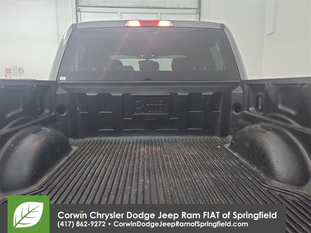 2019 Ford F-150 XLT photo 29
