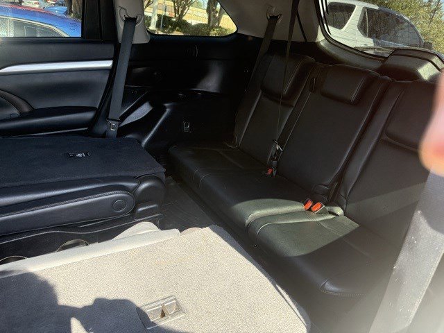 2019 Toyota Highlander XLE photo 9