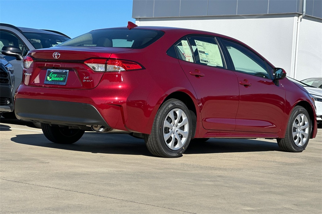 2026 Toyota Corolla Hybrid LE photo 2