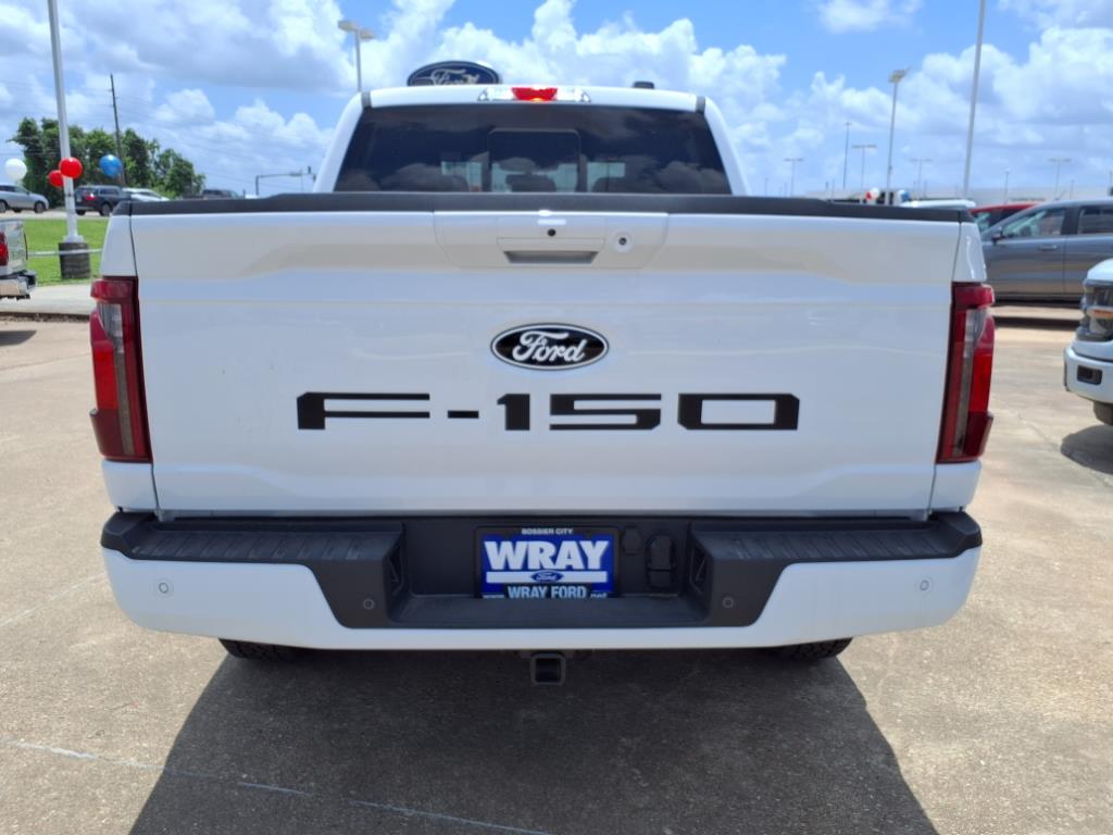 2025 Ford F-150 XLT photo 3