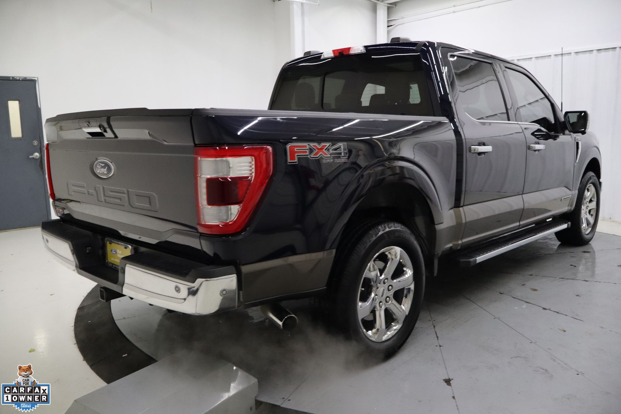 2021 Ford F-150 Lariat photo 2