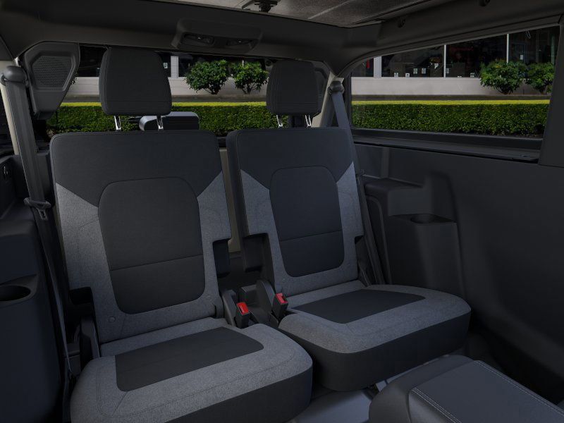 2025 Ford Bronco Base photo 10