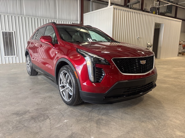 2019 Cadillac XT4 Sport photo 2