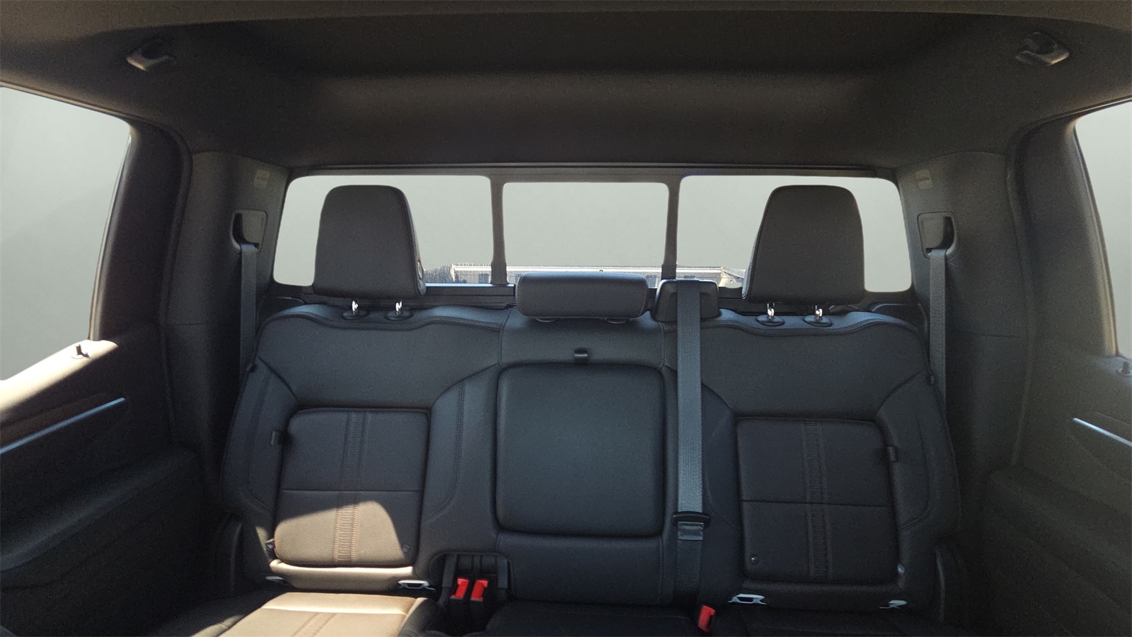 2022 Chevrolet Silverado 1500 High Country photo 15