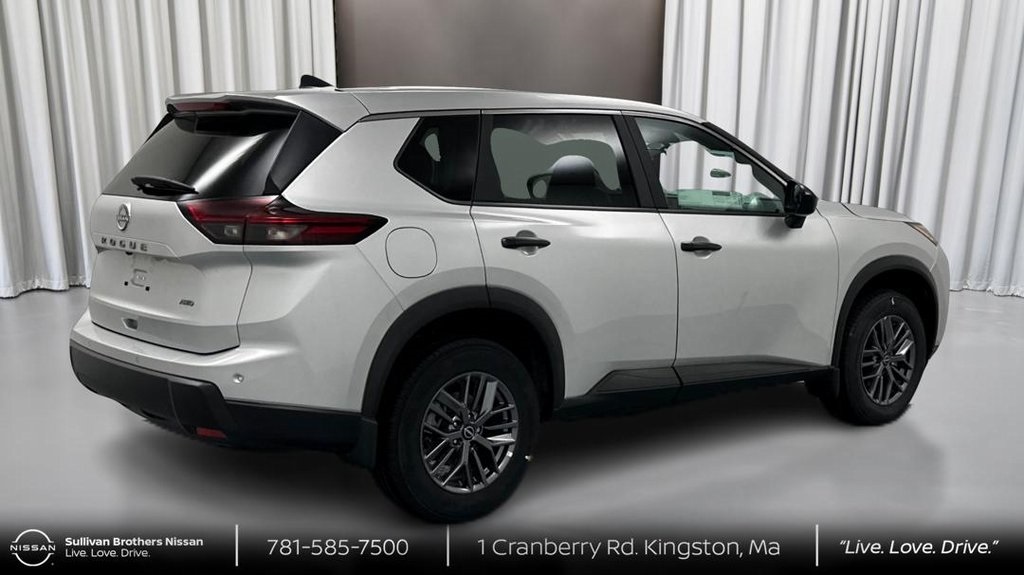 2025 Nissan Rogue S photo 4
