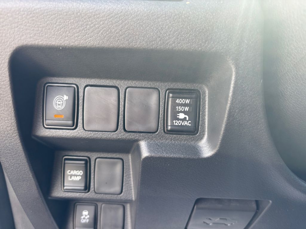 2022 Nissan Frontier PRO-X photo 28