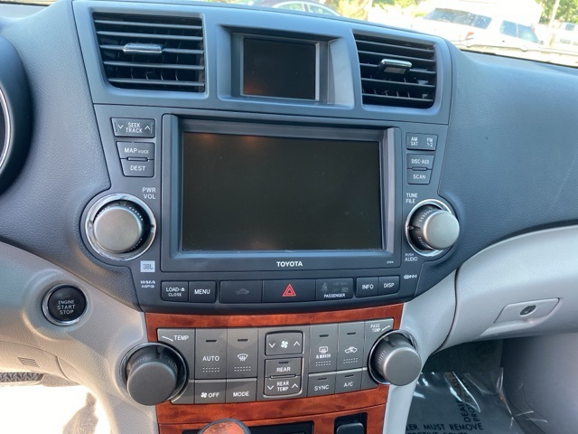 2008 Toyota Highlander Limited photo 10