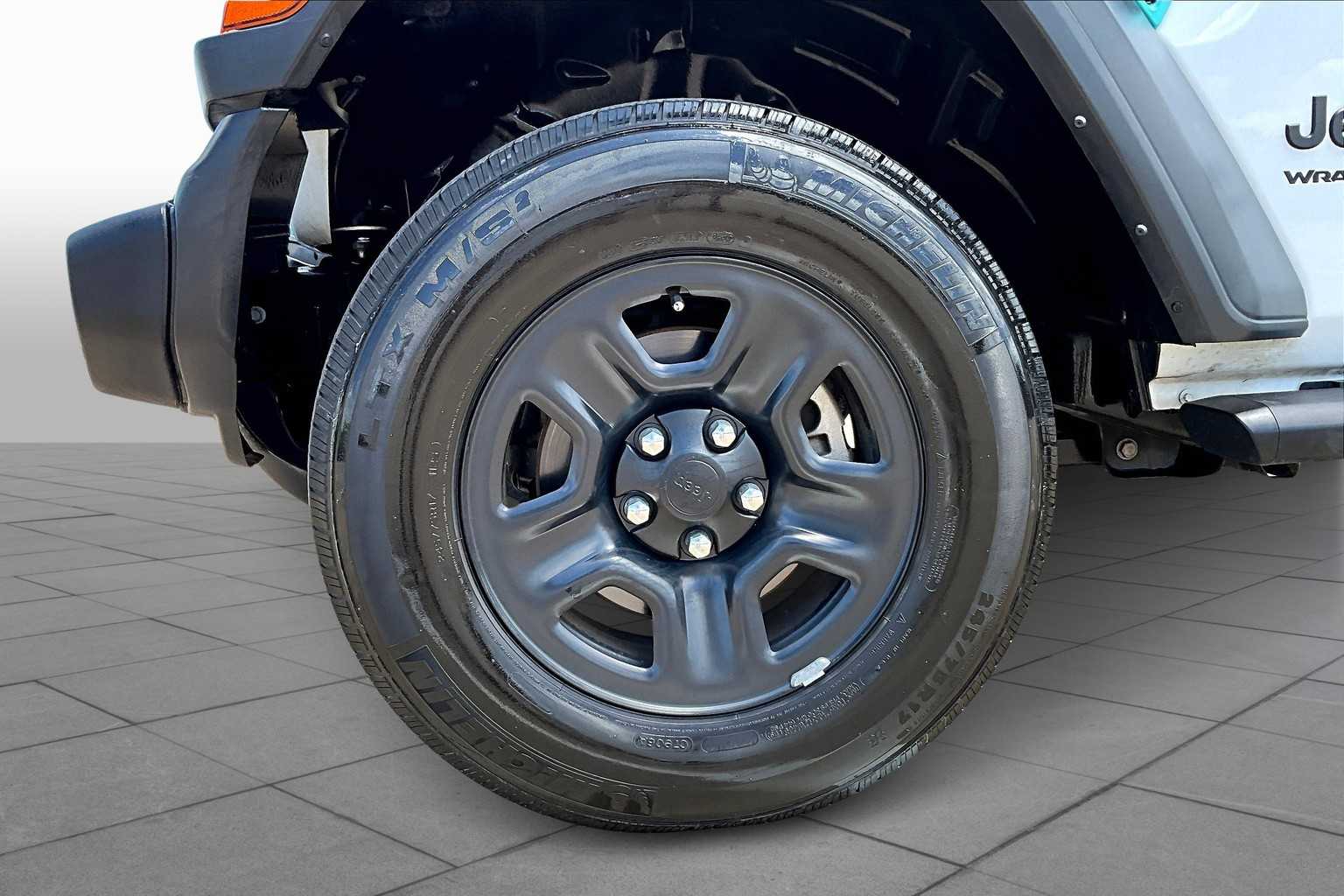 2022 Jeep Wrangler Sport photo 9