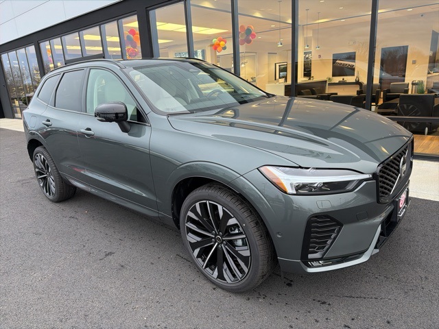 2026 Volvo XC60 Ultra's photo