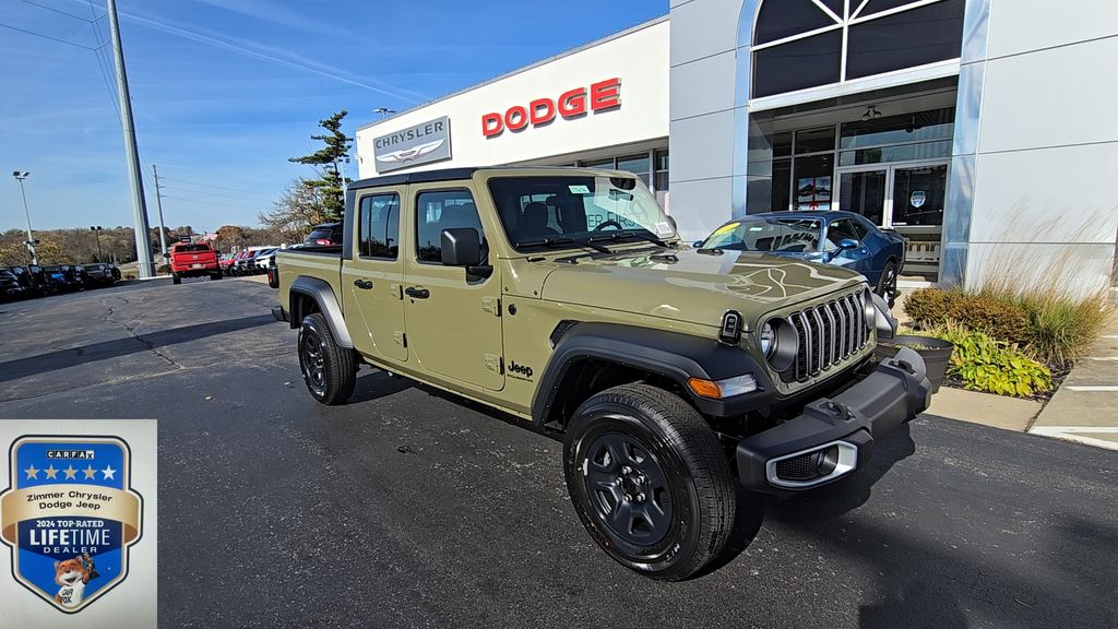 2026 Jeep Gladiator Sport's photo