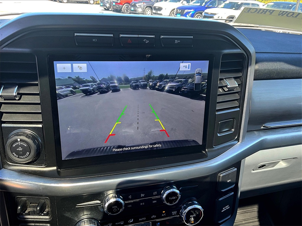 2023 Ford F-150 Lariat photo 19