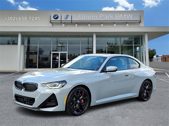 2025 BMW 2 Series 230i's photo