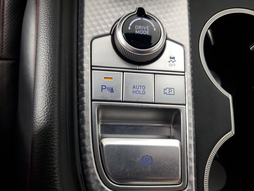 2022 Genesis G70 3.3T photo 19