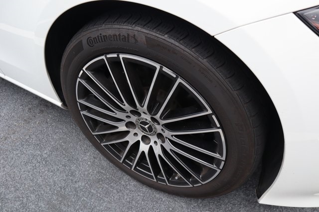 2023 Mercedes Benz C 300 photo 4