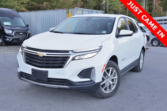 2023 Chevrolet Equinox LT photo 2