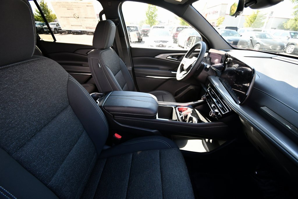 2026 Chevrolet Traverse photo 15