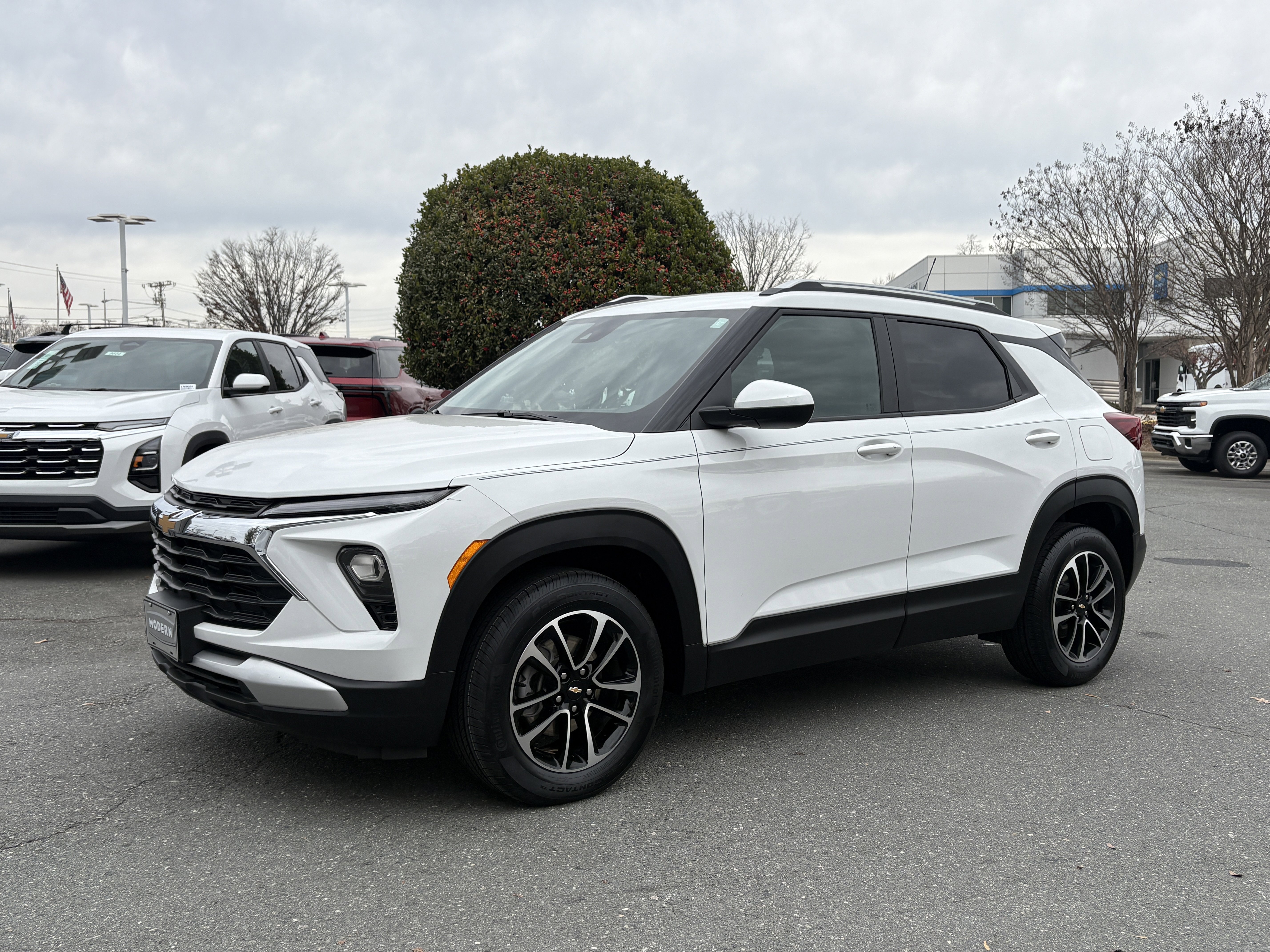 2025 Chevrolet Trailblazer LT's photo