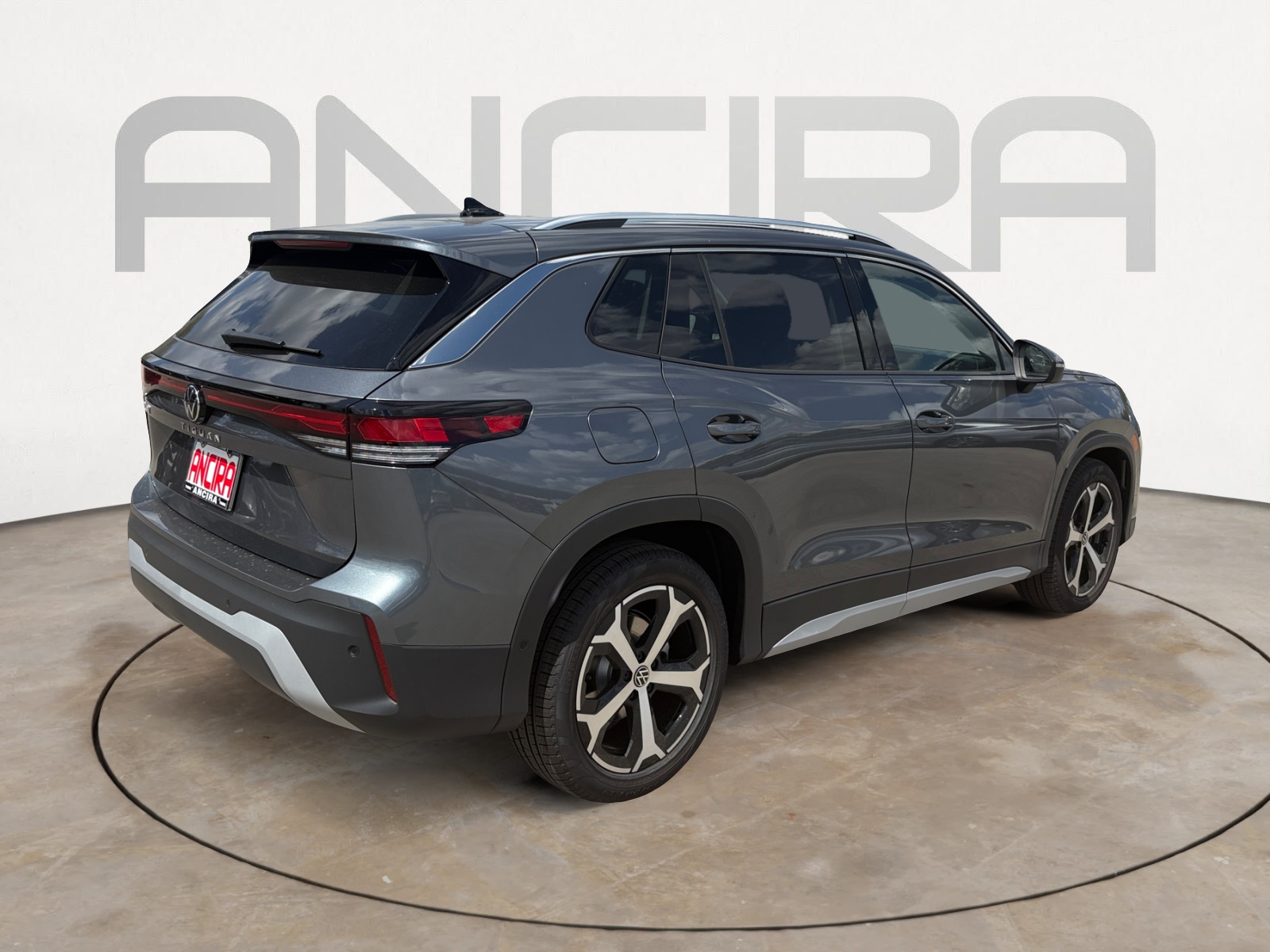 2025 Volkswagen Tiguan SE photo 7