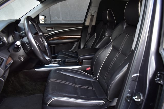 2017 Acura MDX SH-AWD Advance photo 9