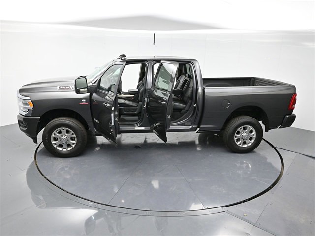 2024 Ram 3500 Laramie photo 36