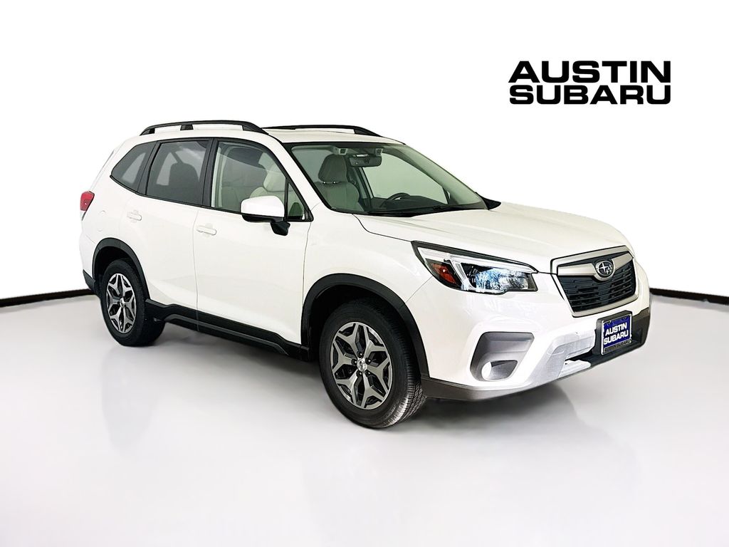 2021 Subaru Forester Premium's photo
