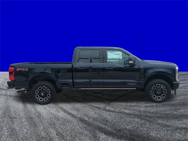2025 Ford F-250 Platinum photo 3