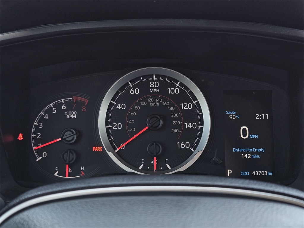 2022 Toyota Corolla Cross LE photo 13