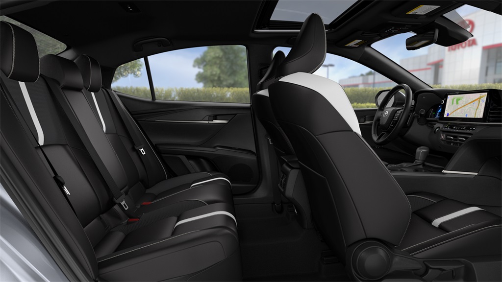 2025 Toyota Camry SE photo 18
