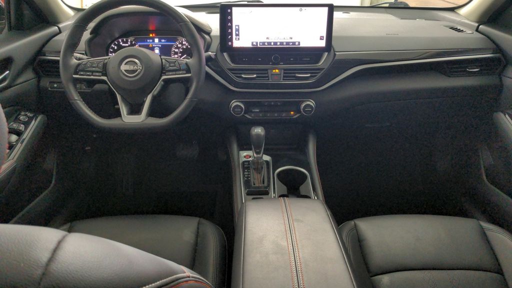 2024 Nissan Altima SR photo 25