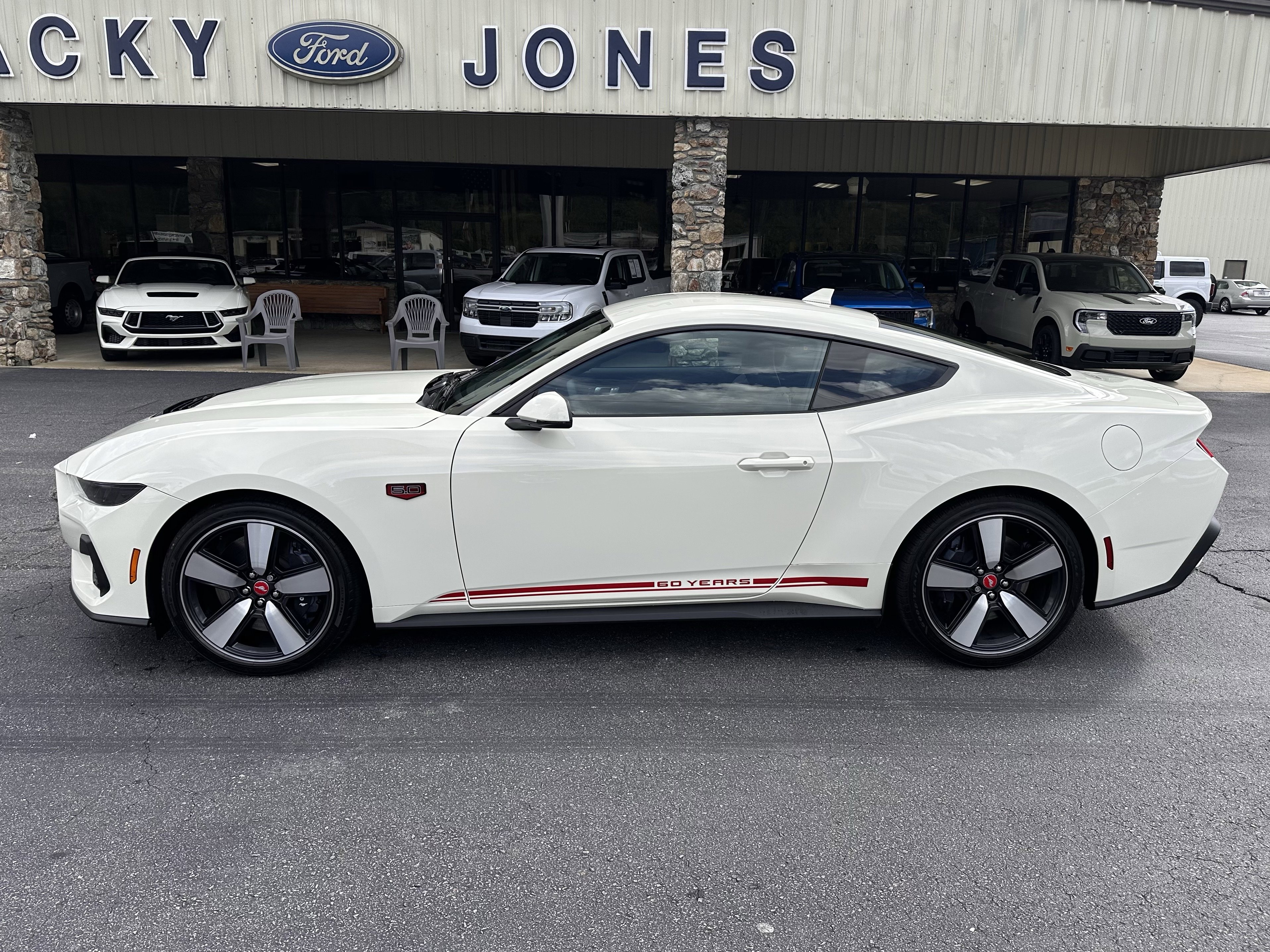 2025 Ford Mustang GT Premium's photo