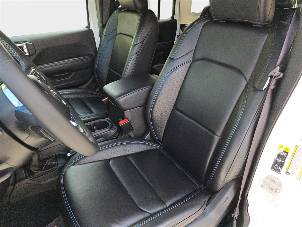 2024 Jeep Wrangler High Altitude 4xe photo 16