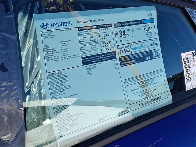2025 Hyundai Elantra SEL Sport photo 6