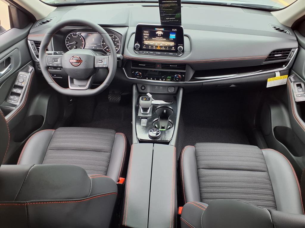 2026 Nissan Rogue SV photo 3