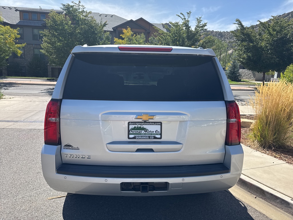 2018 Chevrolet Tahoe LS photo 2