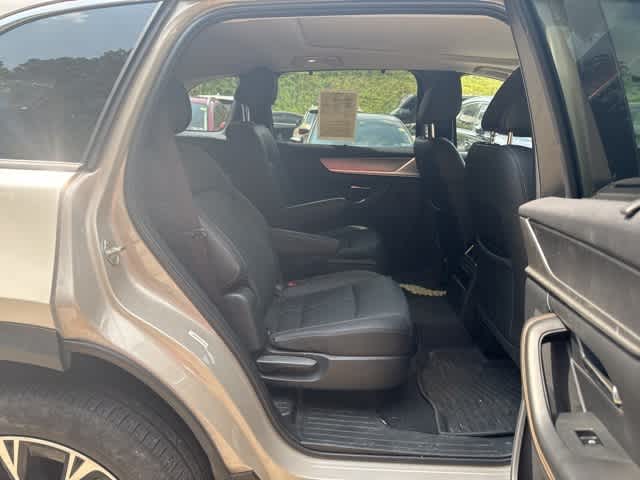 2024 Mazda CX-90 Premium photo 5
