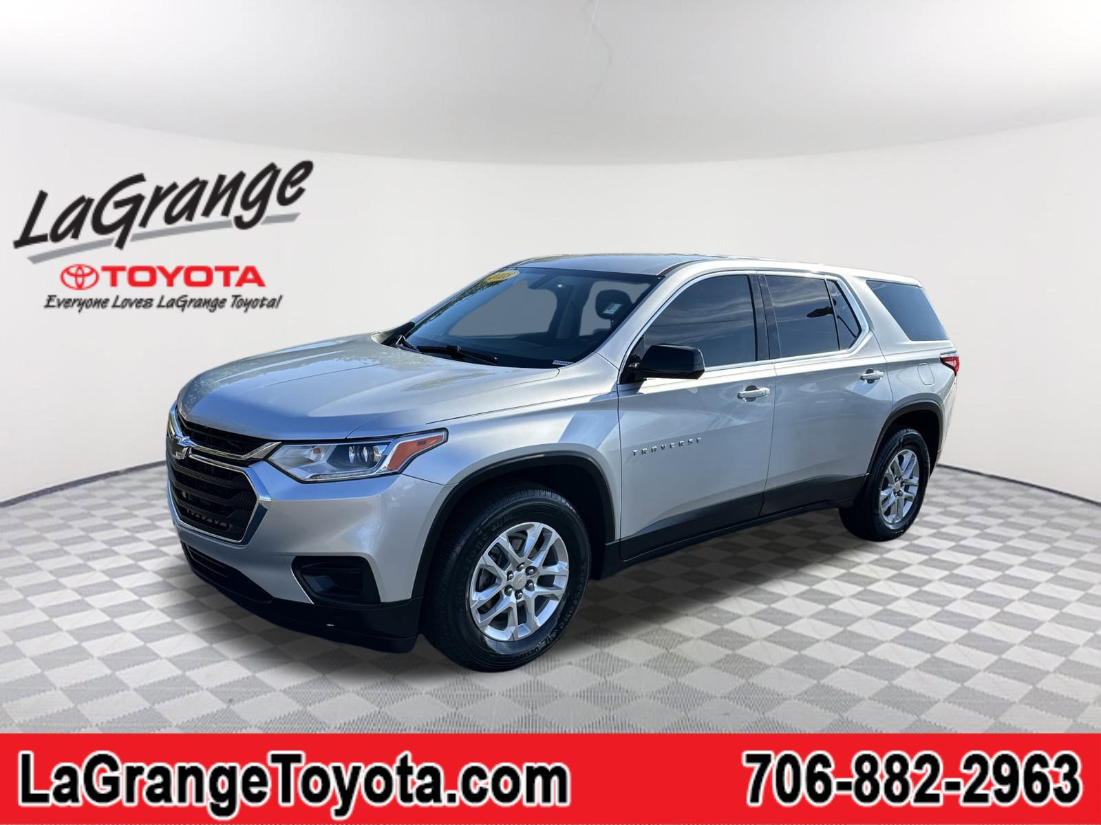 2018 Chevrolet Traverse LS's photo