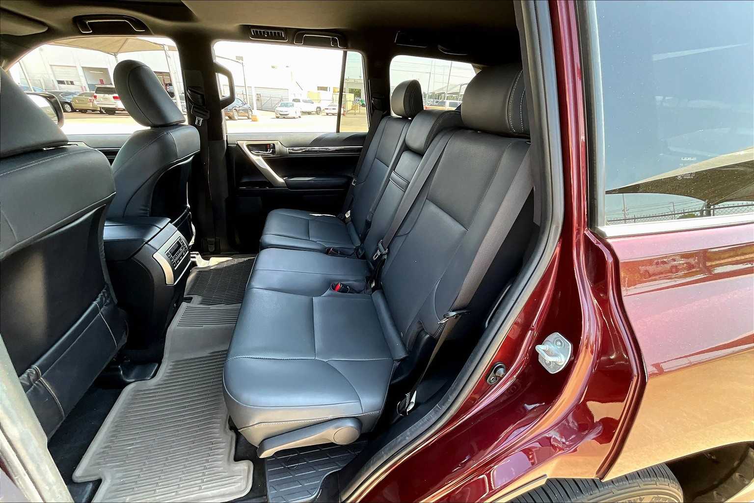 2021 Lexus GX 460 Premium photo 19