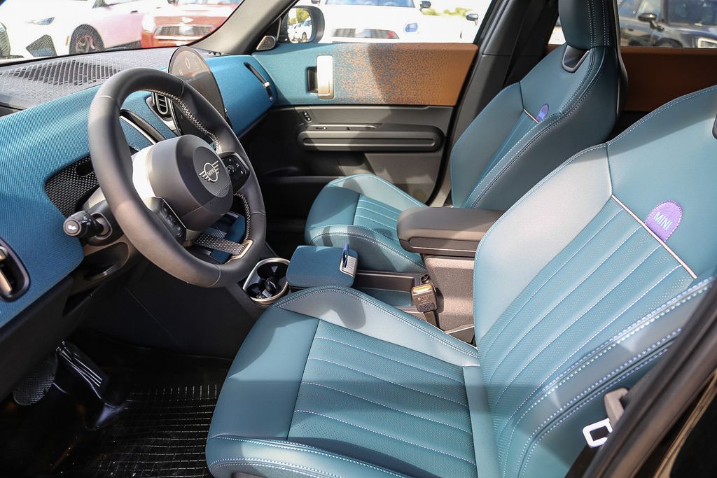 2025 Mini Countryman S ALL4 photo 16