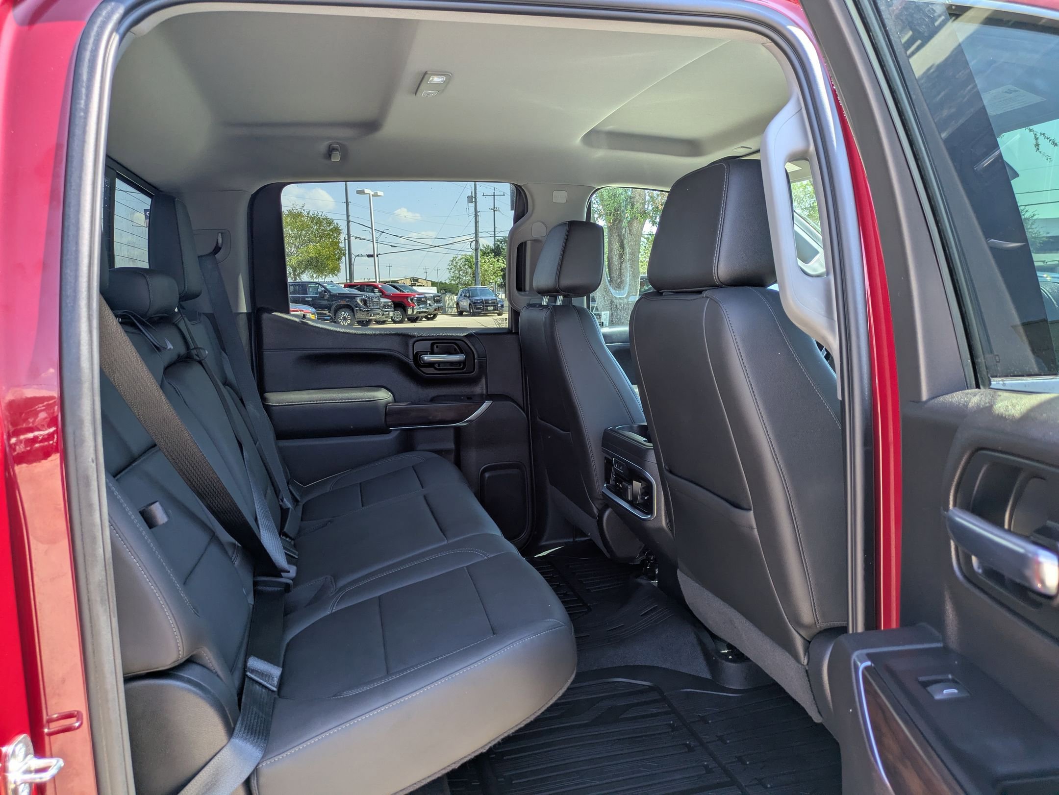 2019 Gmc Sierra 1500 SLT photo 26