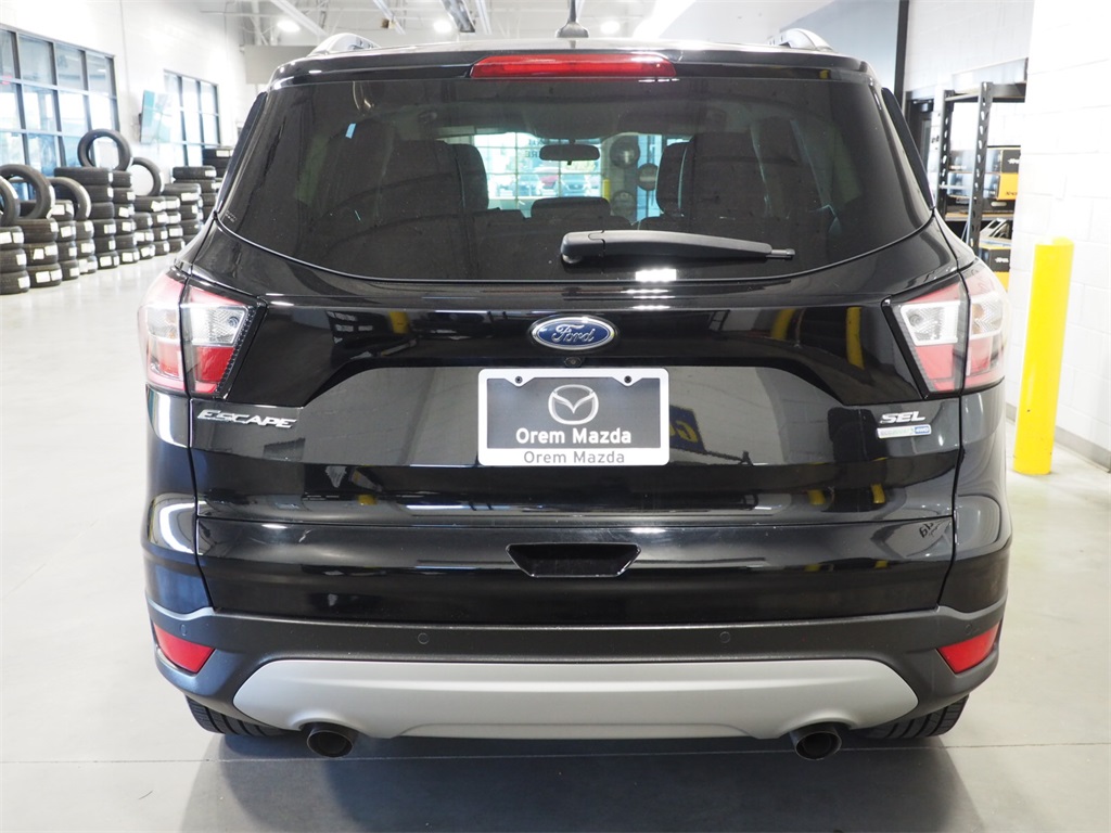 Used 2018 Black Ford SEL image 24